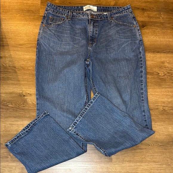 Levi Strauss Signature Mid Rise Bootcut Women’s 16 Short Stretch Denim Jeans - Picture 1 of 7